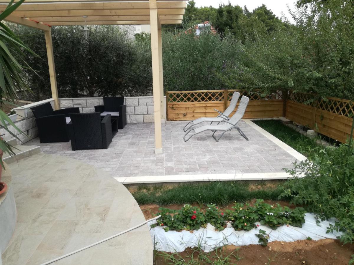 House Fidulic - Apartment The Lavender Lumbarda Bagian luar foto