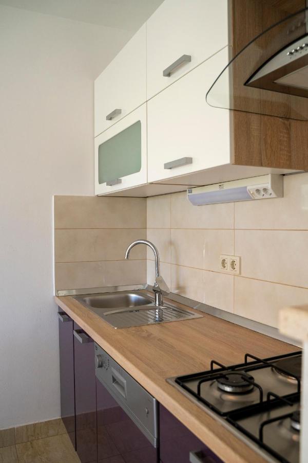 House Fidulic - Apartment The Lavender Lumbarda Bagian luar foto