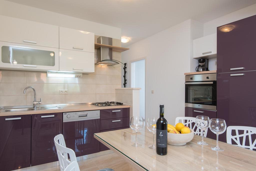House Fidulic - Apartment The Lavender Lumbarda Bagian luar foto